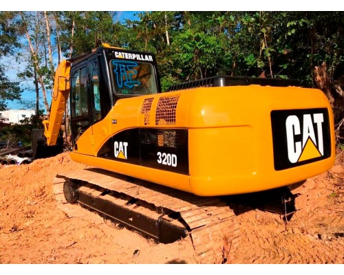 Гусеничный экскаватор Cat 320D